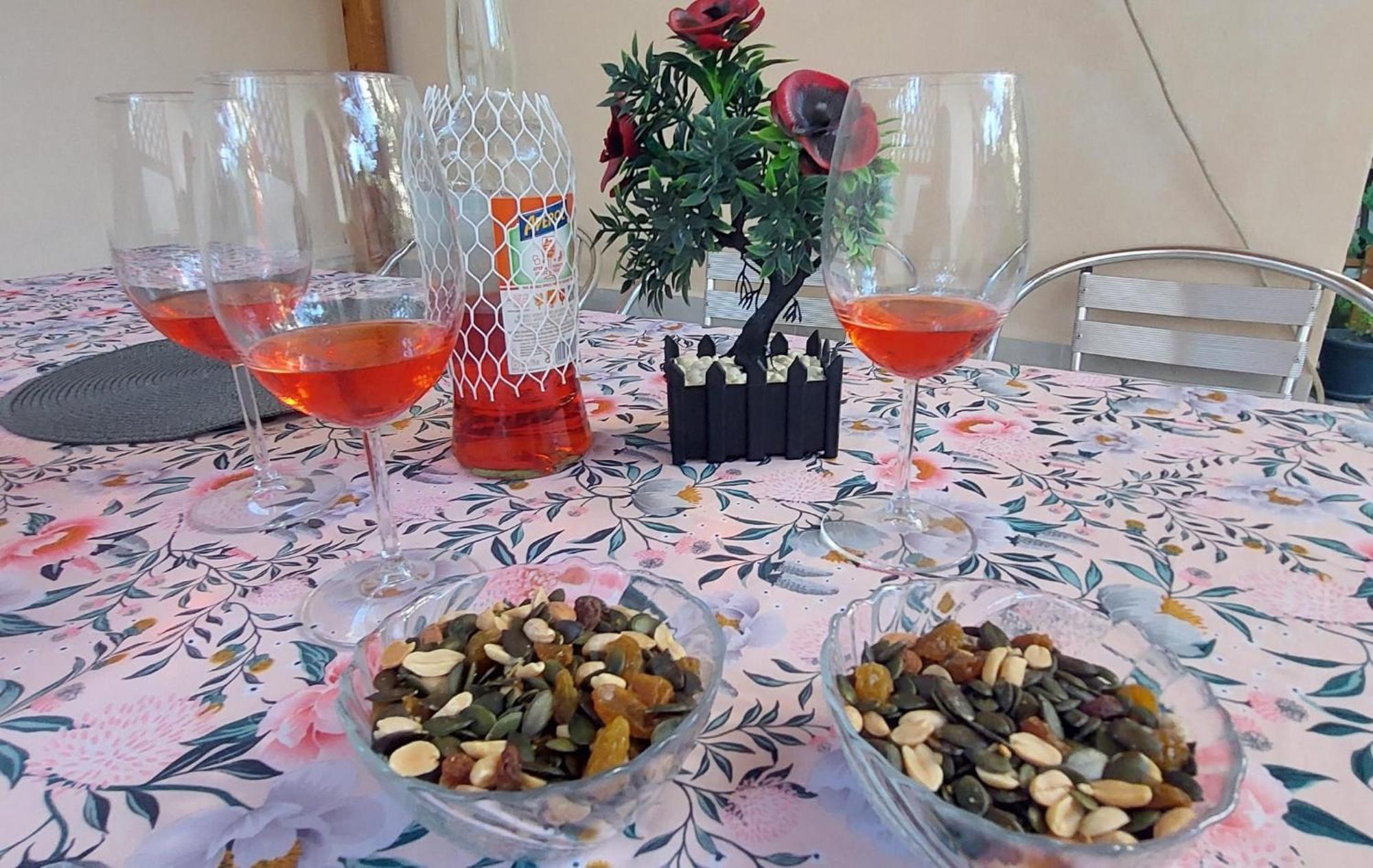Guest House Flowers Berat Zewnętrze zdjęcie